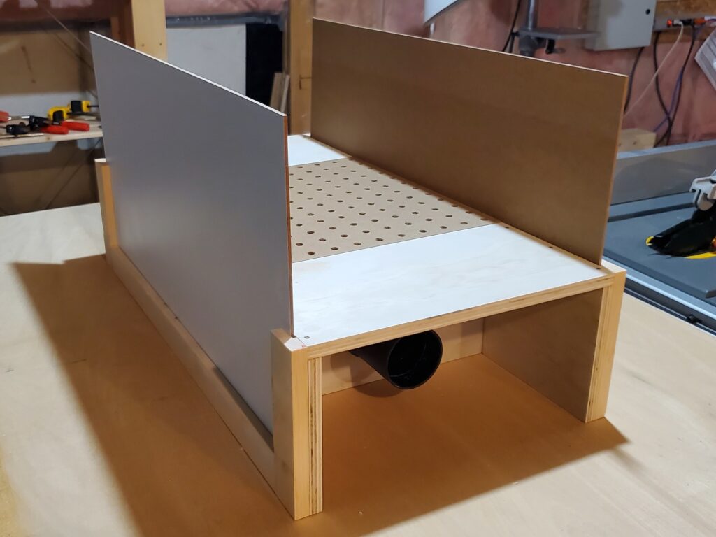Photo of downdraft sanding table